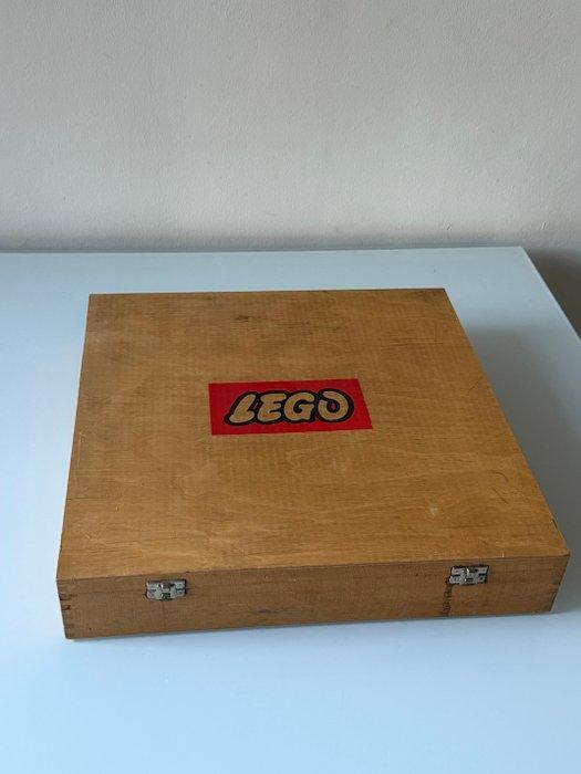 Lego Set - Ville - Vintage LEGO Wooden Box with Bricks and, Kinderen en Baby's, Speelgoed | Duplo en Lego