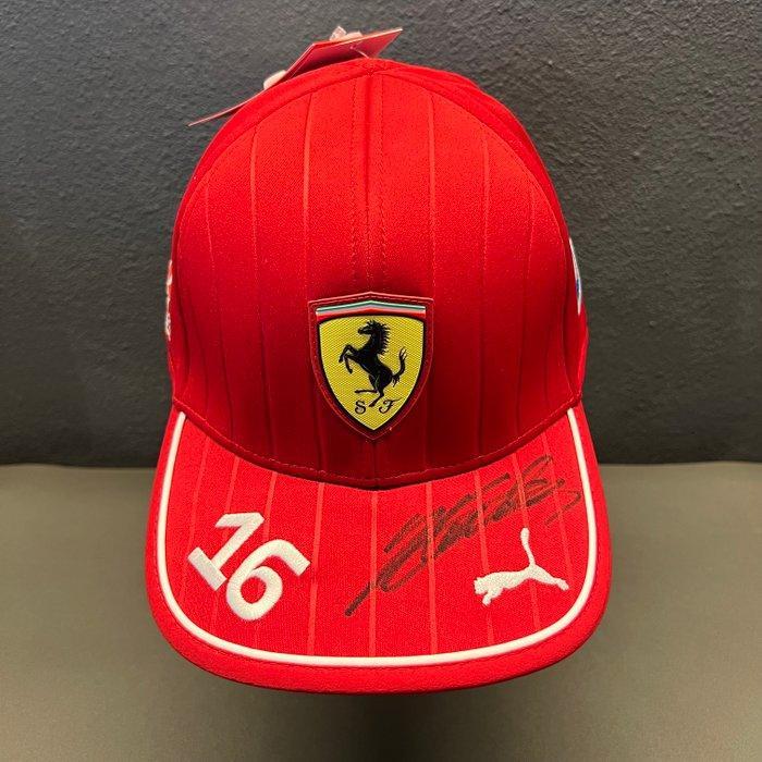Ferrari - Formule 1 - Charles Leclerc - 2025 - Pet, Verzamelen, Automerken, Motoren en Formule 1