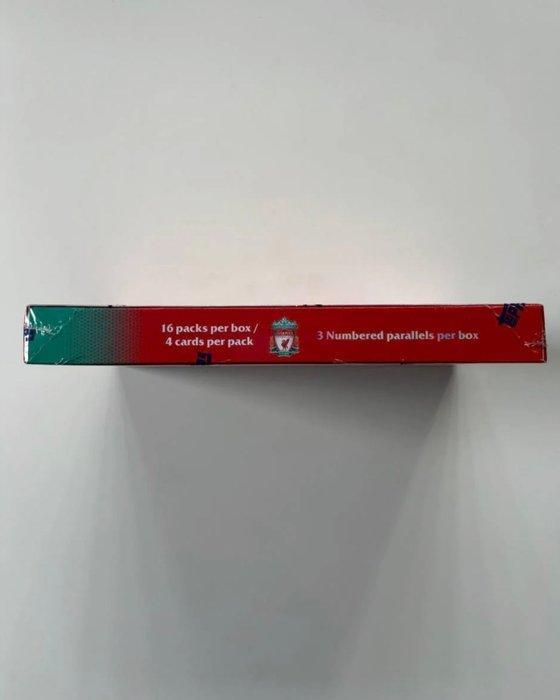 2023/24 Topps Liverpool Chrome Display Box Sealed Mohamed, Verzamelen, Stickers