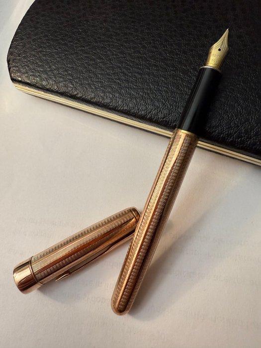 Parker - Sonnet guilloche - Vulpen, Verzamelen, Pennenverzamelingen