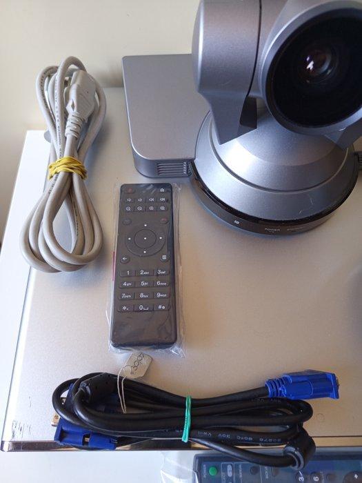 Polycom RealPresence Group 700 Videoprojector, Verzamelen, Foto-apparatuur en Filmapparatuur