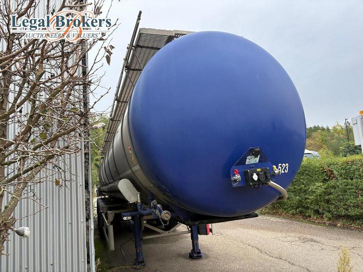 LAG 0-3-39 CL - Oplegger + Tank, Zakelijke goederen, Machines en Bouw | Transport, Ophalen of Verzenden