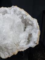Kwarts HQ Grote bergkristal Geode - Hoogte: 180 mm -, Verzamelen, Mineralen en Fossielen
