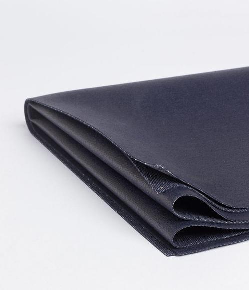 Manduka eKO SuperLite Travel 1.5mm - Midnight, Sport en Fitness, Yoga en Pilates, Nieuw, Ophalen of Verzenden