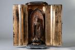 Amitabha Buddha Sculpture in Buddhist Alter Cabinet -, Antiek en Kunst