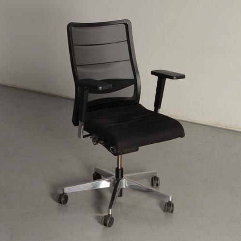 Interstuhl 3C42 bureaustoel, zwart / mesh, 3D armleggers, Maison & Meubles, Chaises de bureau, Enlèvement ou Envoi
