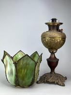 Attribuita a Bradley & Hubbard (USA) - Olielamp - Slag Glass, Antiek en Kunst