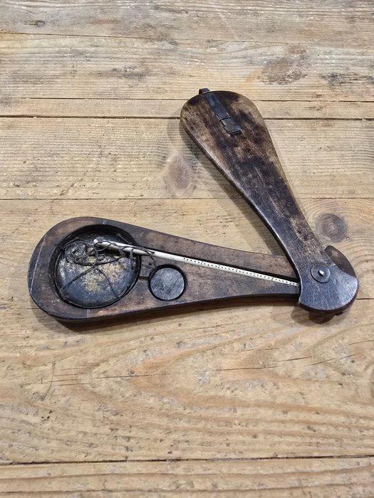Balans of weegschaal (2) - Hout, Antiek en Kunst, Antiek | Overige Antiek