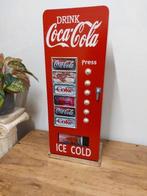 Decoratief ornament - Europa - Houten handmade kast - 100 cm