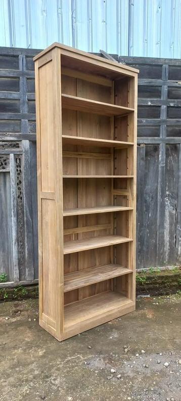 Boekenkast LIMPA beschikbaar voor biedingen