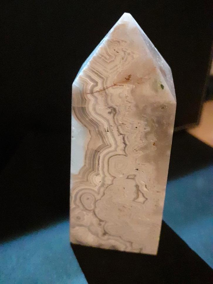 Natural Beige Mexican Agate tower - 7.3 cm - 89 gr - crazy l, Handtassen en Accessoires, Edelstenen, Nieuw, Verzenden