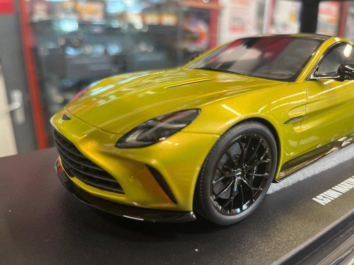 GT Spirit 1:18 - Modelauto - Aston Martin Vantage - Beperkte, Hobby en Vrije tijd, Modelauto's | 1:5 tot 1:12