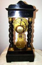 Pendule portique - Bois, Laiton - 1850-1900, Antiek en Kunst