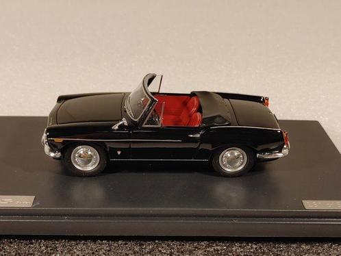 Matrix 1:43 - 1 - Voiture cabriolet miniature - Innocenti, Hobby en Vrije tijd, Modelauto's | 1:5 tot 1:12