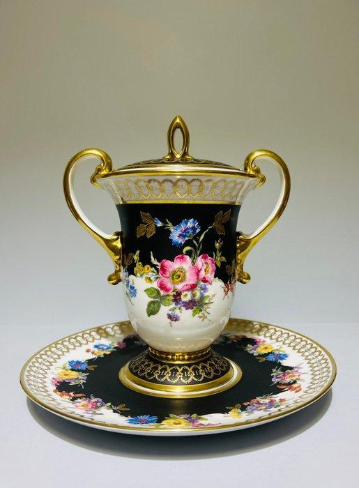 Richard Wächer ( RW Bavaria ) - Lidded jar + decorative, Antiek en Kunst, Antiek | Glaswerk en Kristal