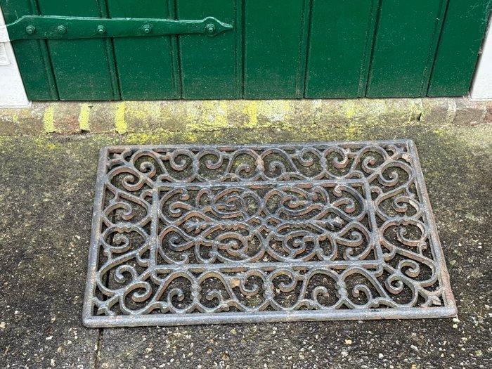 Architectonisch ornament - Sierlijke gietijzeren deurmat -, Antiquités & Art, Curiosités & Brocante