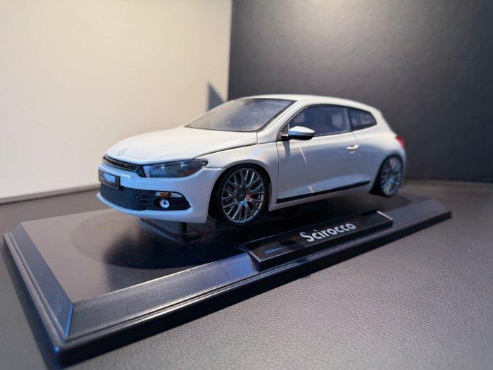 1:18 - Modelauto - Volkswagen Scirocco Low Modellauto 1:18, Hobby & Loisirs créatifs, Voitures miniatures | 1:5 à 1:12