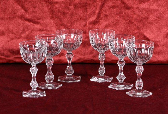 Mooi lot van 6 kristallen Val Saint Lambert glazen, model, Antiquités & Art, Antiquités | Meubles | Tables