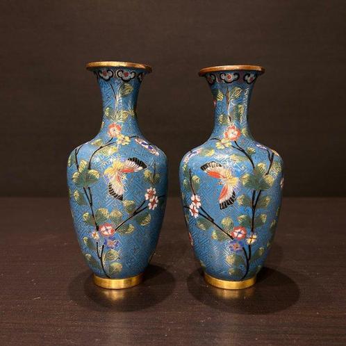 Vaas - Emaille, cloisonne - China - Qing Dynastie, Antiek en Kunst, Antiek | Overige Antiek