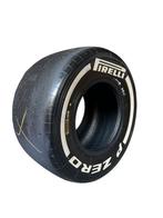 Band - Pirelli - PZero F1, Verzamelen, Automerken, Motoren en Formule 1, Nieuw