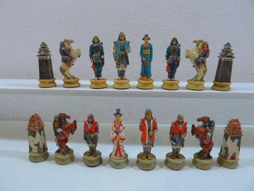 Echiquier et jeu déchecs Japon Imperial Signé 2004 en forme, Antiek en Kunst, Curiosa en Brocante