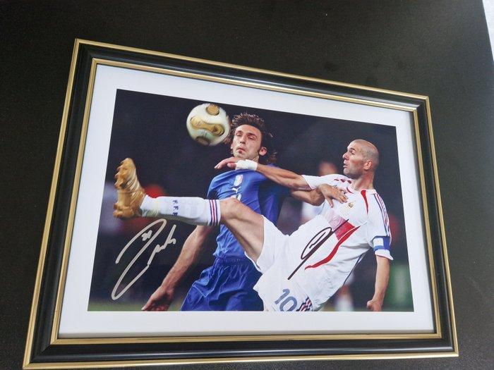 Wereldkampioenschap Voetbal - Andrea Pirlo and Zinedine, Verzamelen, Overige Verzamelen