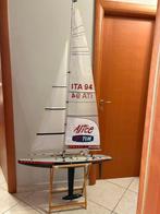 de agostini 1:8 - Voiture miniature - Luna Rossa, Hobby en Vrije tijd, Modelauto's | 1:5 tot 1:12, Nieuw