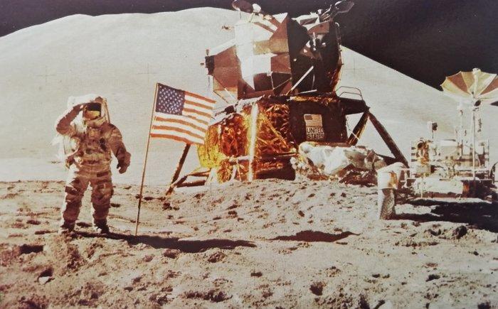 NASA - 20X Apollo 14 & Apollo 15 official 1971 NASA color, Antiek en Kunst, Kunst | Designobjecten