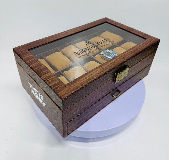 Vanessa Fodera (1981) - NO WAR - AUDEMARS PIGUET luxury, Antiquités & Art, Art | Objets design