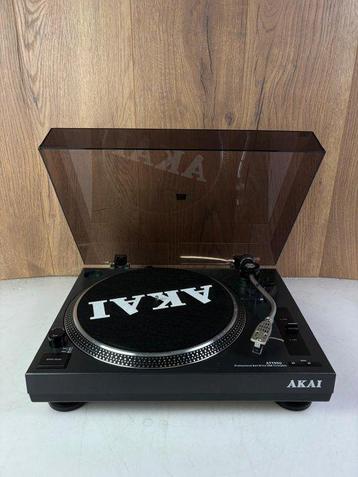Akai - ATT05U - Platine vinyle USB professionnelle à beschikbaar voor biedingen