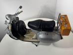 Vespa 1:6 - Voiture miniature - Replica Vespa - GS, Nieuw