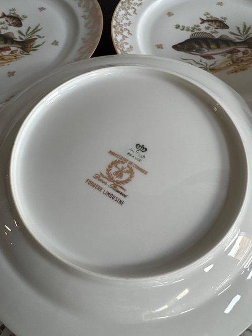 Véritable LIMOGES - FOUGERE LIMOUSINE - Service de dîner -, Antiek en Kunst, Antiek | Meubels | Tafels