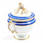 Old Paris Porcelain - Pot à jus / bouillon cup with gold, Antiek en Kunst