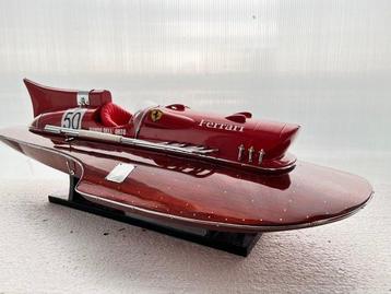 Ferrari Arno IX clouté maquette de luxe 55 cm 1:14 -
