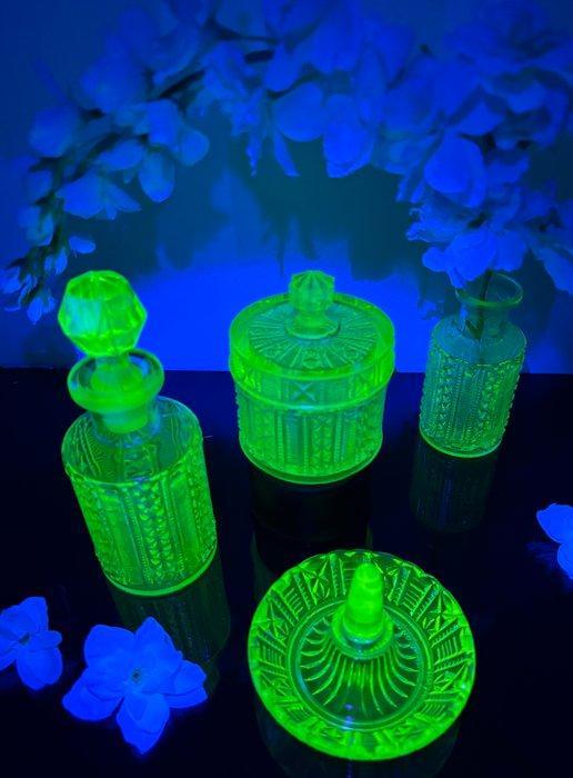 Art Deco Toiletset (4) - Verreries de Scailmont -, Antiek en Kunst, Curiosa en Brocante