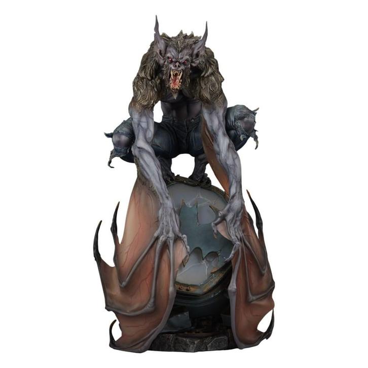 DC Comics Batman Premium Format Statue Man-Bat 64 cm, Verzamelen, Film en Tv, Ophalen of Verzenden