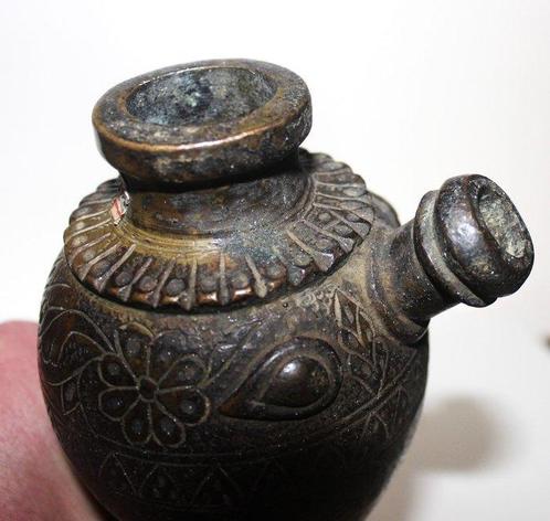 Huqqa pipe base - Bronze - Inde - Dynastie Mughal–III, Antiek en Kunst, Kunst | Niet-Westerse kunst