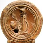 Oud-Romeins Terracotta Olielamp met Herm, Antiek en Kunst