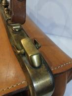 trousse de médecin - Werkgereedschap Mid-century modern, Antiek en Kunst