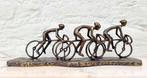 Beeldje - Peleton wielrenners - Brons