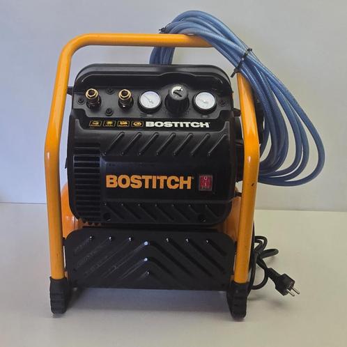 Bostitch RC10SQ-E Compressor 10l 13,8 bar Incl. Slang | N..., Doe-het-zelf en Bouw, Compressors, Nieuw, Ophalen of Verzenden