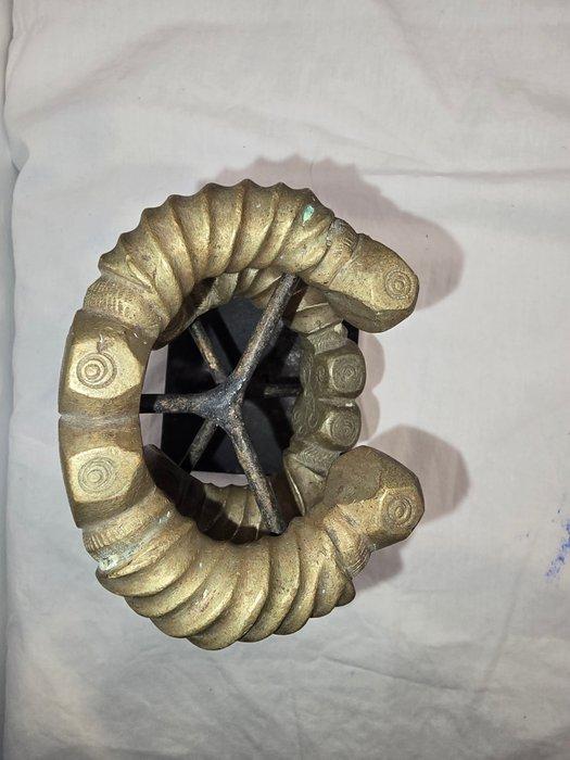 Paire de bracelets-manille en bronze dAfrique de lOuest –, Antiek en Kunst, Kunst | Niet-Westerse kunst