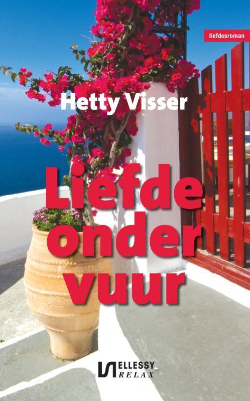 Liefde onder vuur 9789086601370 Hetty Visser, Boeken, Romans, Gelezen, Verzenden