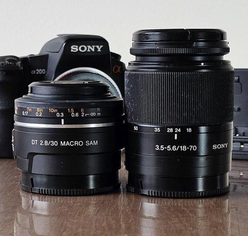 Sony Alpha 200 DSLR Kit with 2 Lenses – DT 30mm f/2.8 Macro, Audio, Tv en Foto, Fotocamera's Digitaal