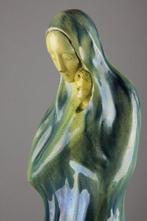 Antoon Noseda - Beeld, Maria met Kind - 40 cm - Aardewerk