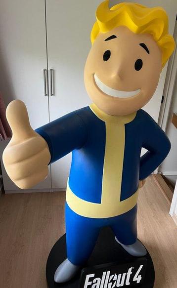 Muckle Mannequins - Fallout 4 - Vault Boy - life-size statue beschikbaar voor biedingen