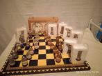 Schaakspel - resina, staal, albast en hout
