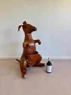 Dimitri Omersa - Porte-revues - Cuir - Kangourou en cuir