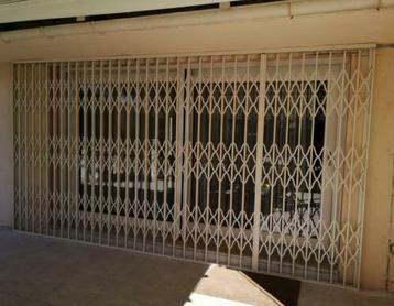 Grille de protection extensible Galvanisée beschikbaar voor biedingen