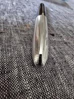 DOC - Stylo à plume, Collections